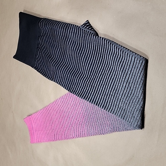 Marika Size M Gray to Pink Ombre Leggings / Yoga / Athletic Pants, Exc Used Cond - Picture 1 of 11